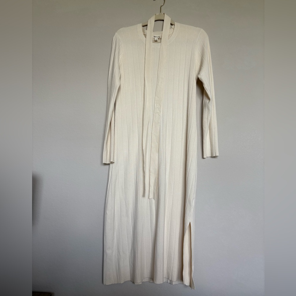 Elegant Cream Maxi Sweater Dress